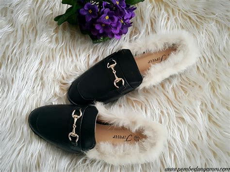 gucci tüylü terlik